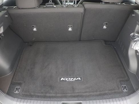 Used 2023 Hyundai Kona SEL w/ Convenience Package image 32