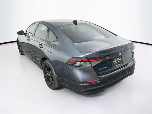 Used 2025 Honda Accord SE image 5
