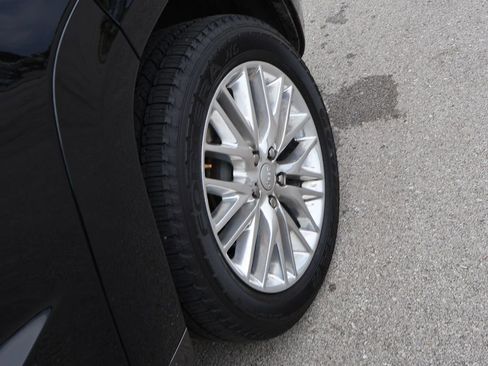 Used 2018 Jeep Grand Cherokee Summit AWD/4WD image 39