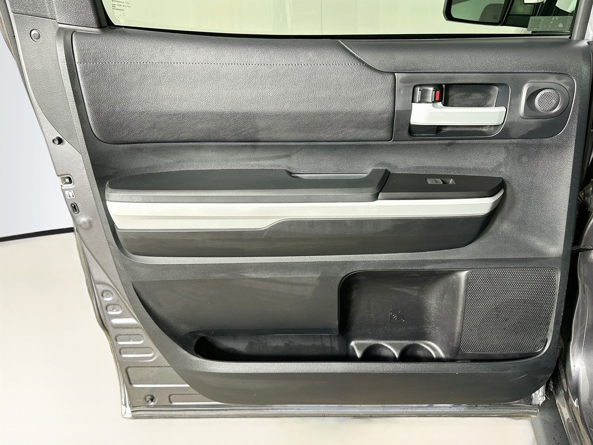 Used 2019 Toyota Tundra SR5 AWD/4WD image 26