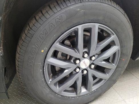 Used 2019 GMC Acadia SLT AWD/4WD image 31