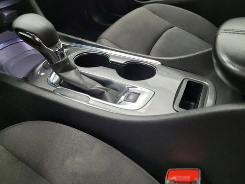 Used 2024 Chevrolet Malibu LT image 26