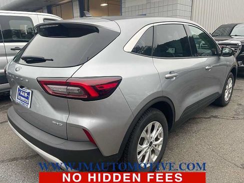 Used 2024 Ford Escape Active AWD/4WD image 4