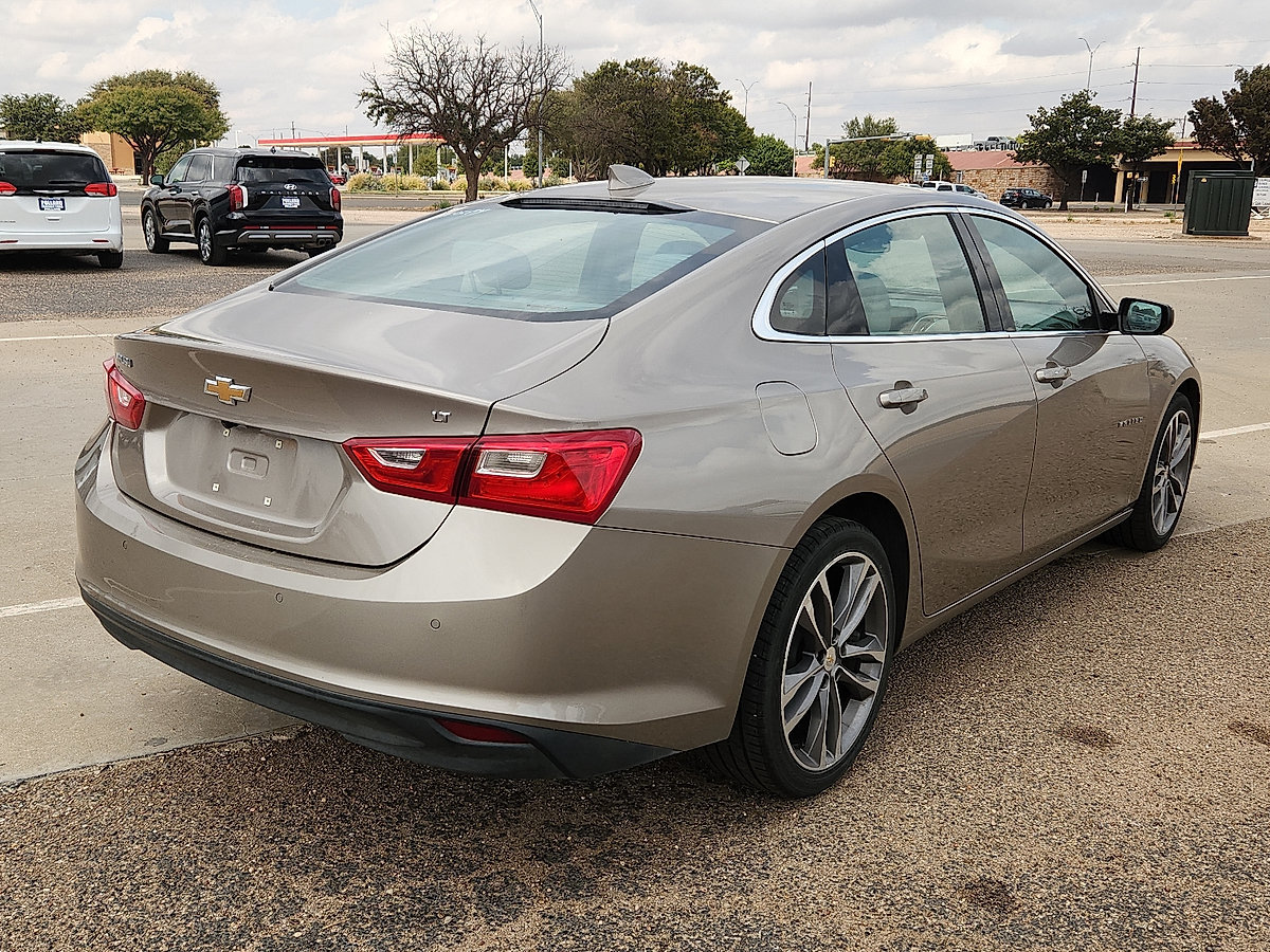 Used 2025 Chevrolet Malibu LT FWD image 4