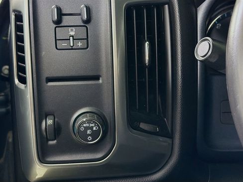 Used 2017 Chevrolet Silverado 1500 LT w/ Texas Edition image 12