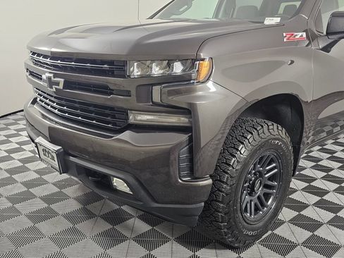 Used 2021 Chevrolet Silverado 1500 RST w/ Z71 Off-Road Package AWD/4WD image 11
