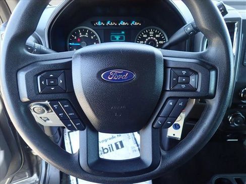Used 2016 Ford F150 XLT AWD/4WD image 11