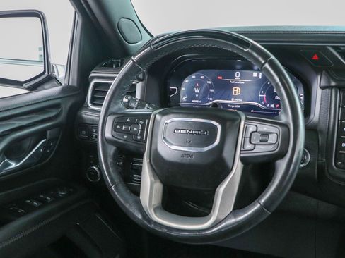 Used 2023 GMC Yukon Denali w/ Denali Reserve Package AWD/4WD image 12