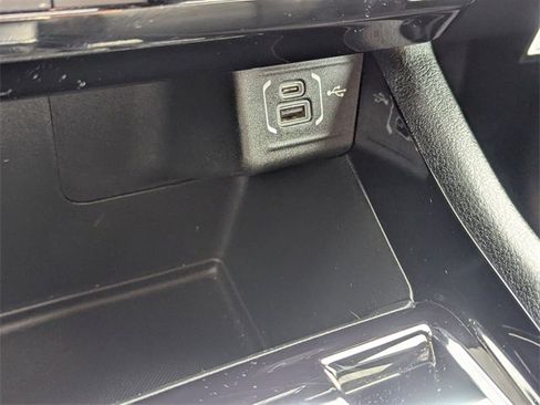 Used 2024 Jeep Compass Limited image 18