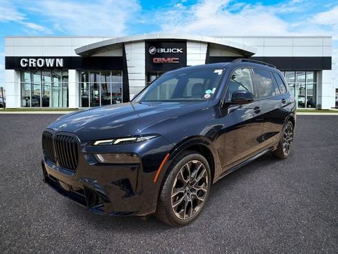 Used 2023 BMW X7 xDrive40i w/ M Sport Package AWD/4WD image 1