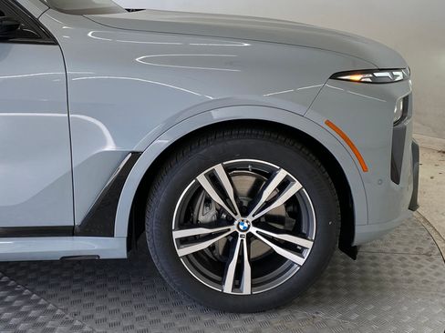 New 2026 BMW X7 xDrive40i w/ M Sport Package image 10