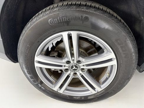 Certified 2021 Mercedes-Benz GLC 300 4MATIC image 32