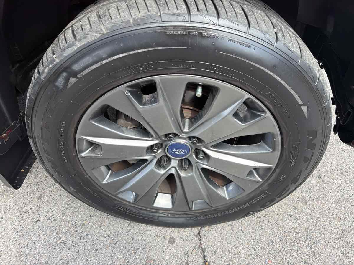 Used 2016 Ford F150 XLT w/ Equipment Group 301A Mid AWD/4WD image 17