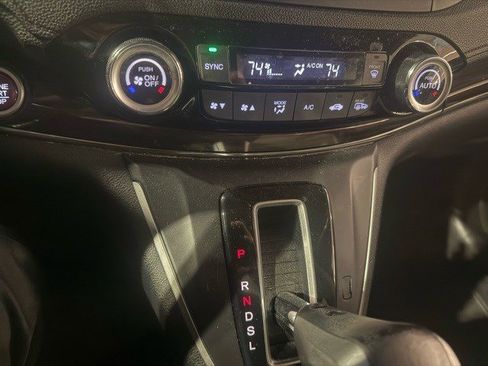 Used 2016 Honda CR-V Touring image 15