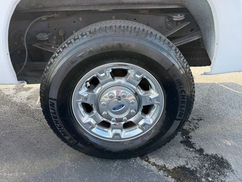 Used 2016 Ford F250 Lariat w/ Lariat Ultimate Package AWD/4WD image 44
