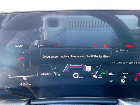 Used 2025 Audi Q5 Premium w/ Convenience Package image 25