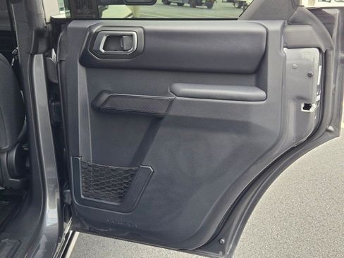 New 2025 Ford Bronco Badlands w/ Sasquatch Package AWD/4WD image 9