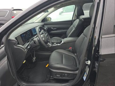 Certified 2025 Hyundai Tucson SEL image 12