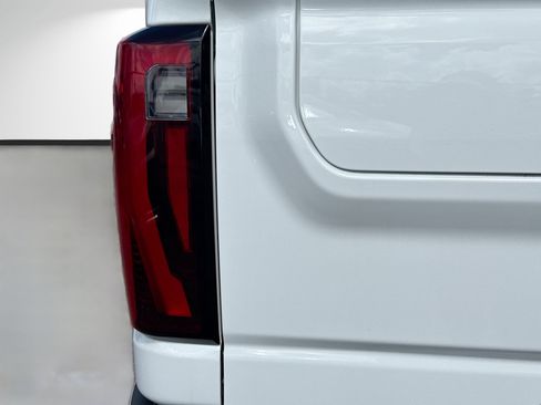 Used 2024 GMC Sierra 3500 Denali Ultimate image 10