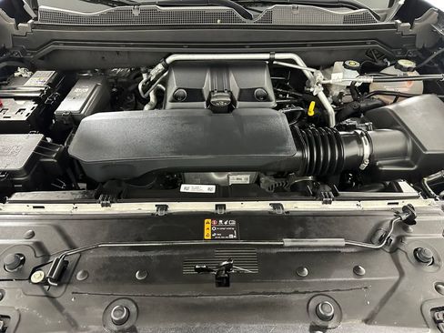 Used 2025 GMC Canyon AT4 AWD/4WD image 36