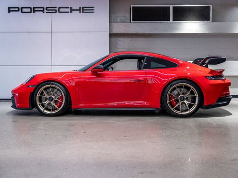 Certified 2024 Porsche 911 GT3 RWD image 2