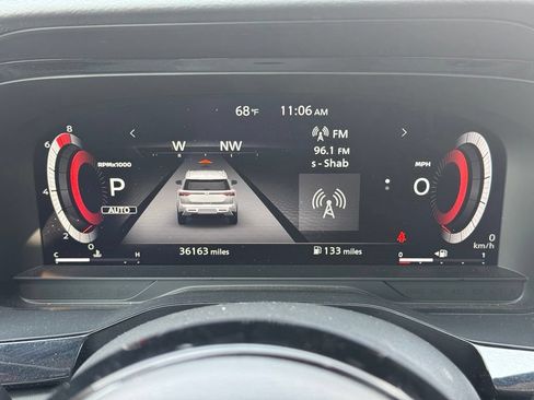 Used 2023 Nissan Pathfinder Platinum w/ Lighting Package (N93) AWD/4WD image 19
