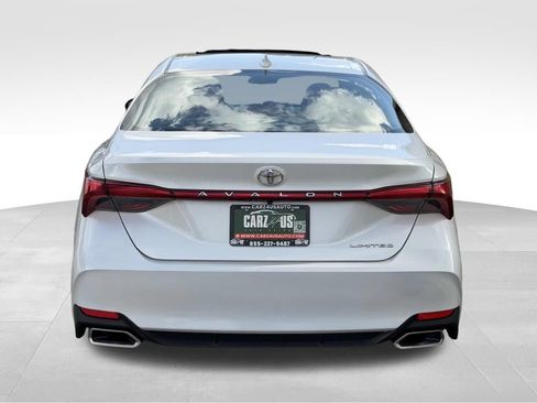 Used 2019 Toyota Avalon Limited w/ All Weather Liner Package FWD image 6