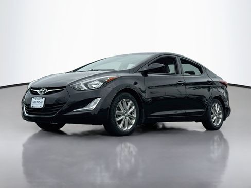 Used 2016 Hyundai Elantra SE w/ Option Group 02 FWD image 3