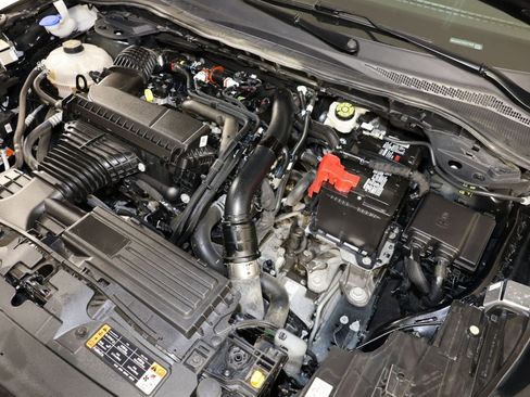 Used 2024 Ford Escape Platinum AWD/4WD image 38