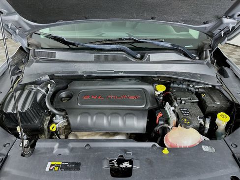 Used 2017 Jeep Compass Sport AWD/4WD image 29
