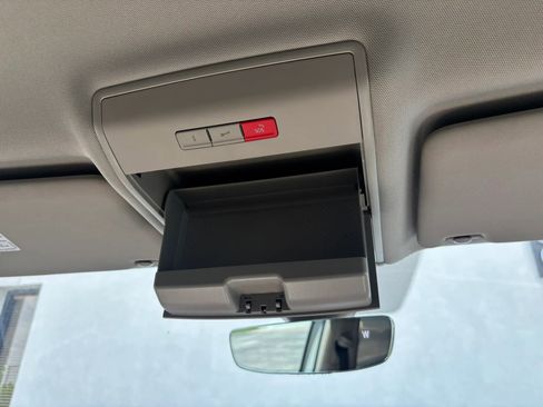 Used 2019 Volkswagen Atlas SE FWD image 48