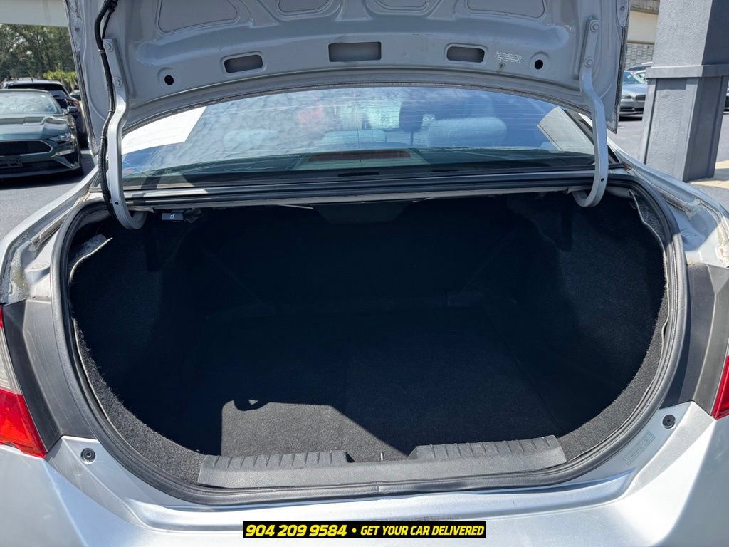 Used 2010 Honda Civic LX image 28