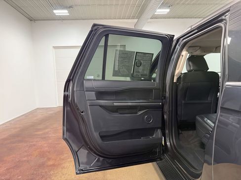 Used 2024 Ford Expedition Max XLT RWD image 46