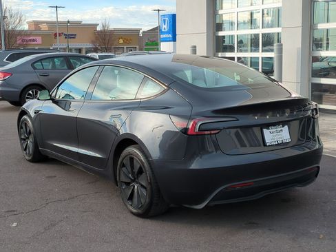 Used 2025 Tesla Model 3 Long Range image 9
