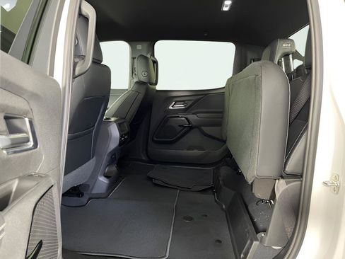 New 2026 Chevrolet Silverado EV LT AWD/4WD image 10