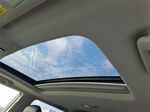 Used 2021 Toyota 4Runner Limited image 14