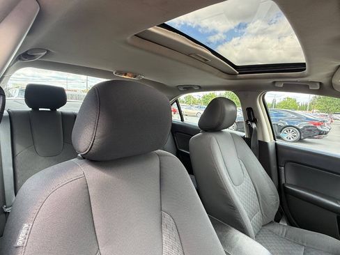 Used 2011 Ford Fusion SE w/ 202A Rapid Spec Order Code FWD image 15