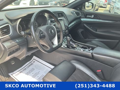 Used 2020 Nissan Maxima SR w/ Sport Mat Group FWD image 20