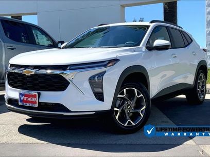 New 2025 Chevrolet Trax LT w/ Driver Confidence Package