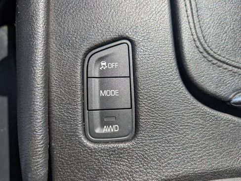 Used 2017 Cadillac XT5 Premium Luxury w/ Advanced Security Package image 22