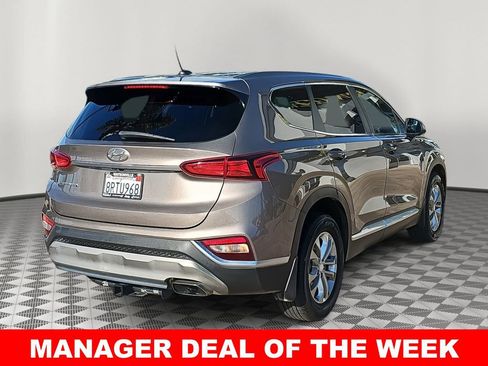 Used 2020 Hyundai Santa Fe SE image 3