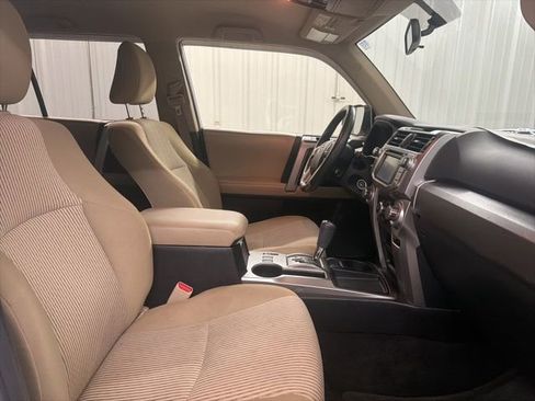 Used 2014 Toyota 4Runner SR5 image 26