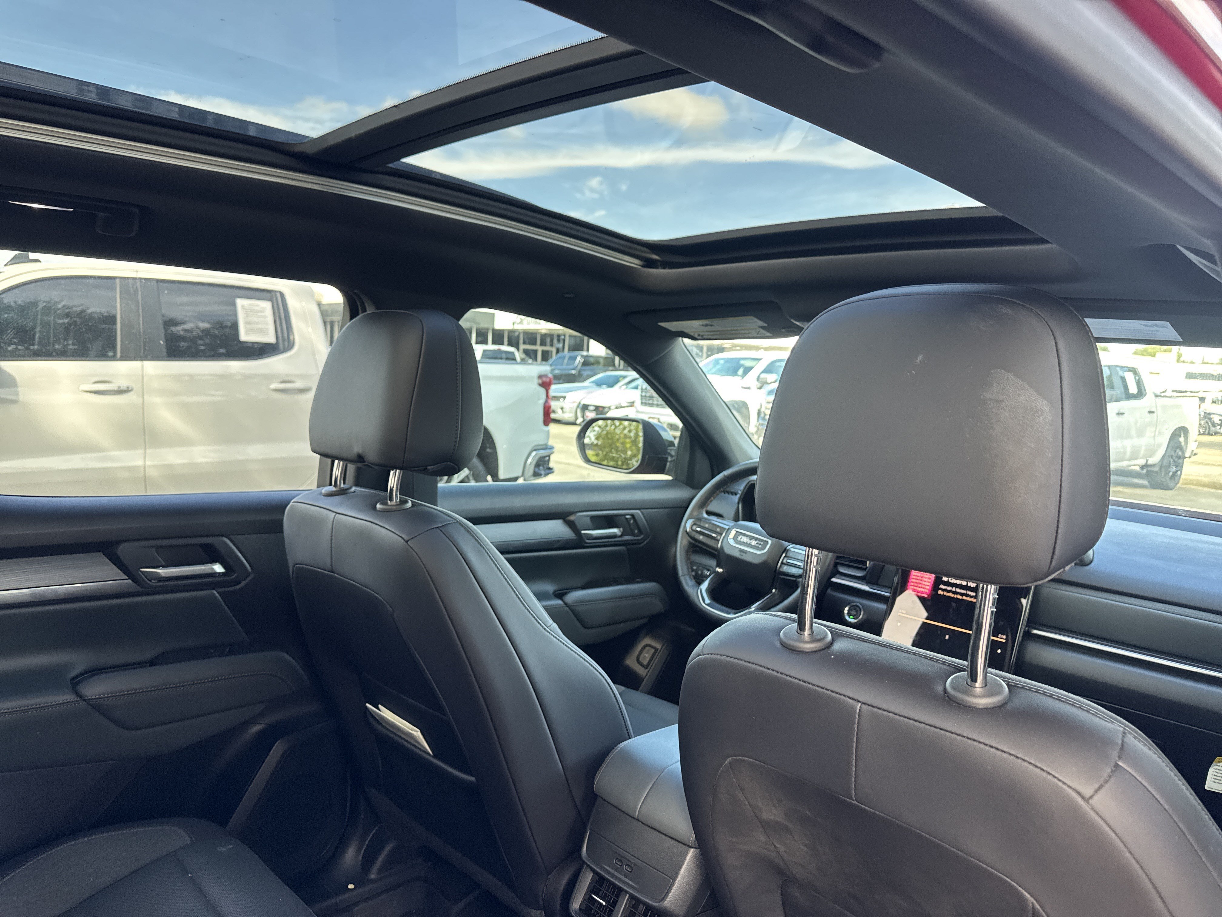 Used 2026 GMC Terrain AT4 w/ Technology Package II AWD/4WD image 15
