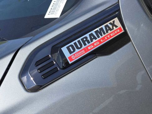 Used 2024 GMC Sierra 2500 AT4 w/ AT4 Preferred Package image 10