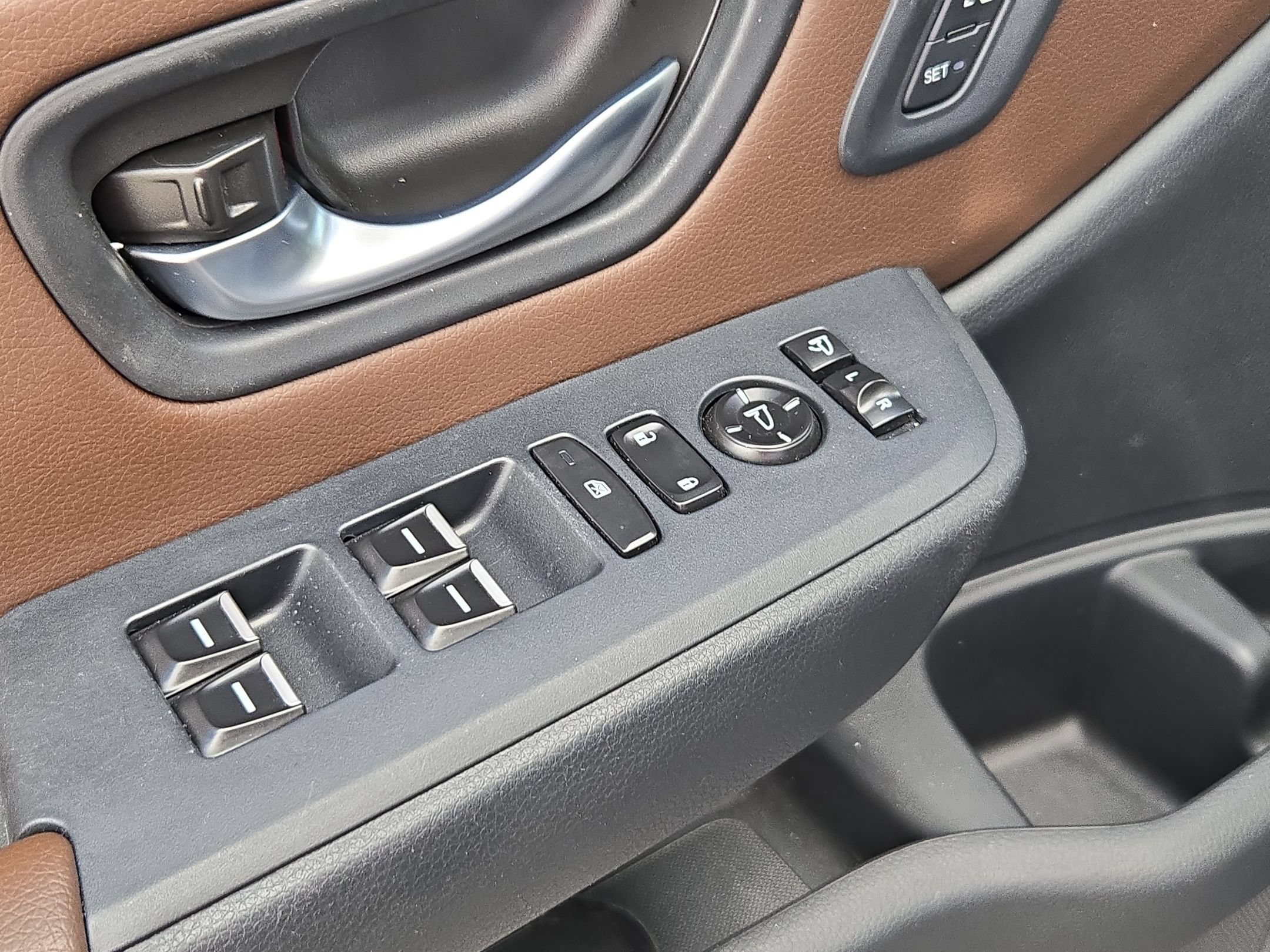 Used 2023 Honda Pilot Elite image 11