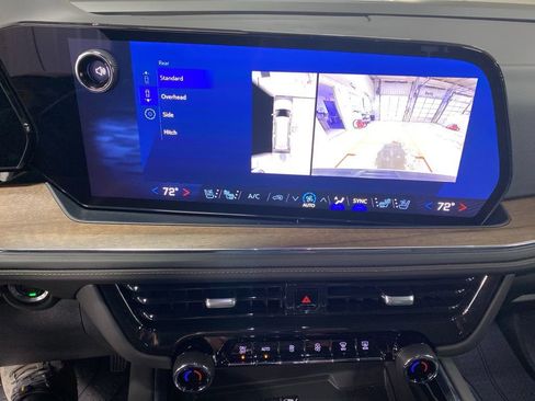 Certified 2025 Chevrolet Suburban High Country image 51