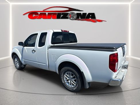 Used 2017 Nissan Frontier SV RWD image 9