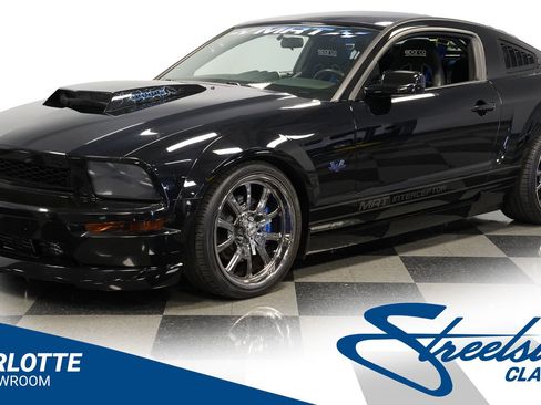 Used 2005 Ford Mustang GT image 1