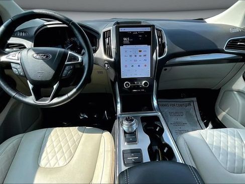 Used 2023 Ford Edge Titanium AWD/4WD image 7
