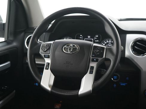 Used 2021 Toyota Tundra SR5 AWD/4WD image 17